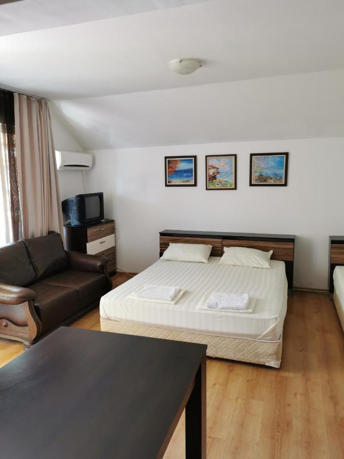 Jelezchevi Guest Rooms Primorsko Exteriér fotografie