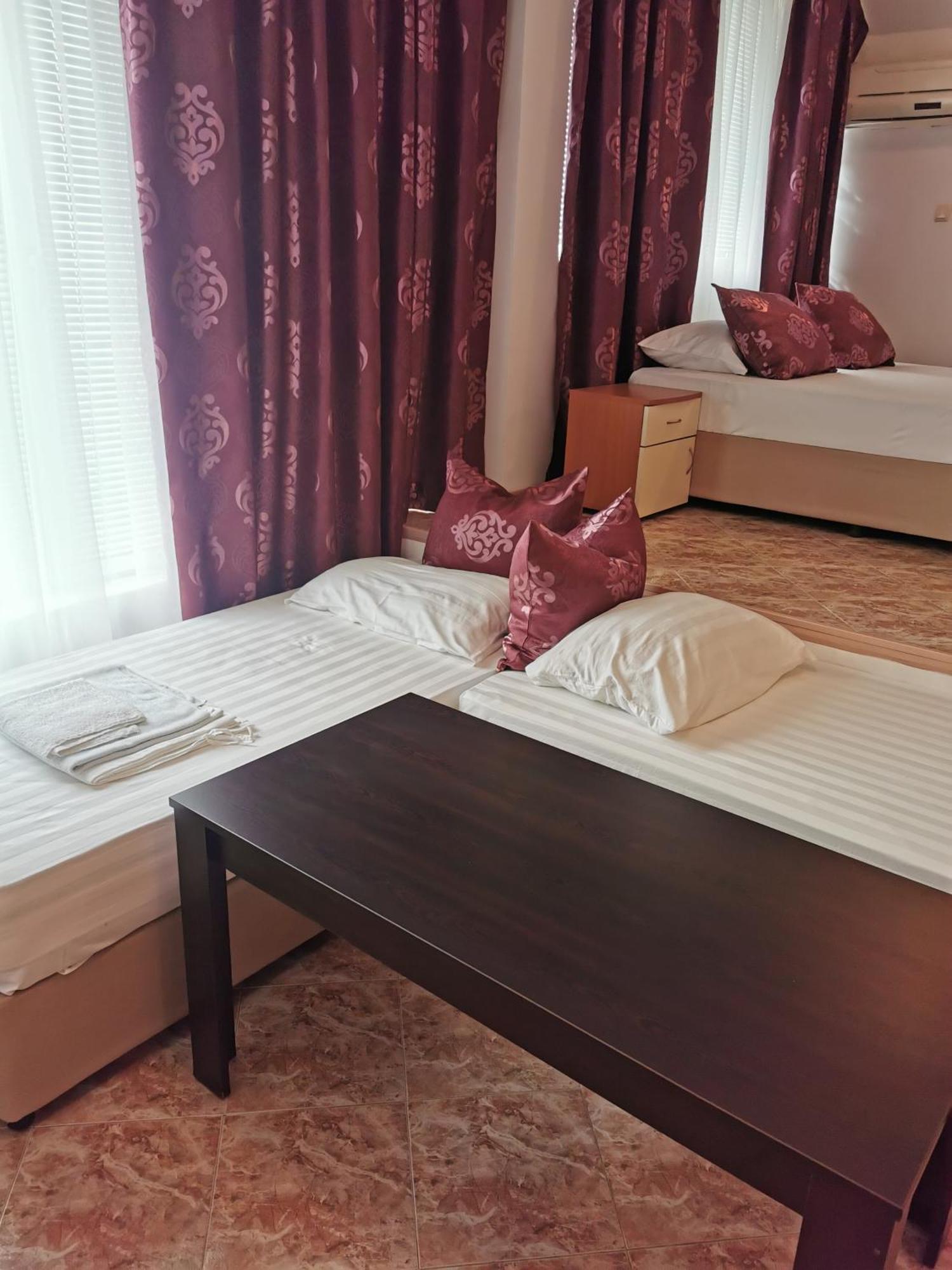 Jelezchevi Guest Rooms Primorsko Exteriér fotografie
