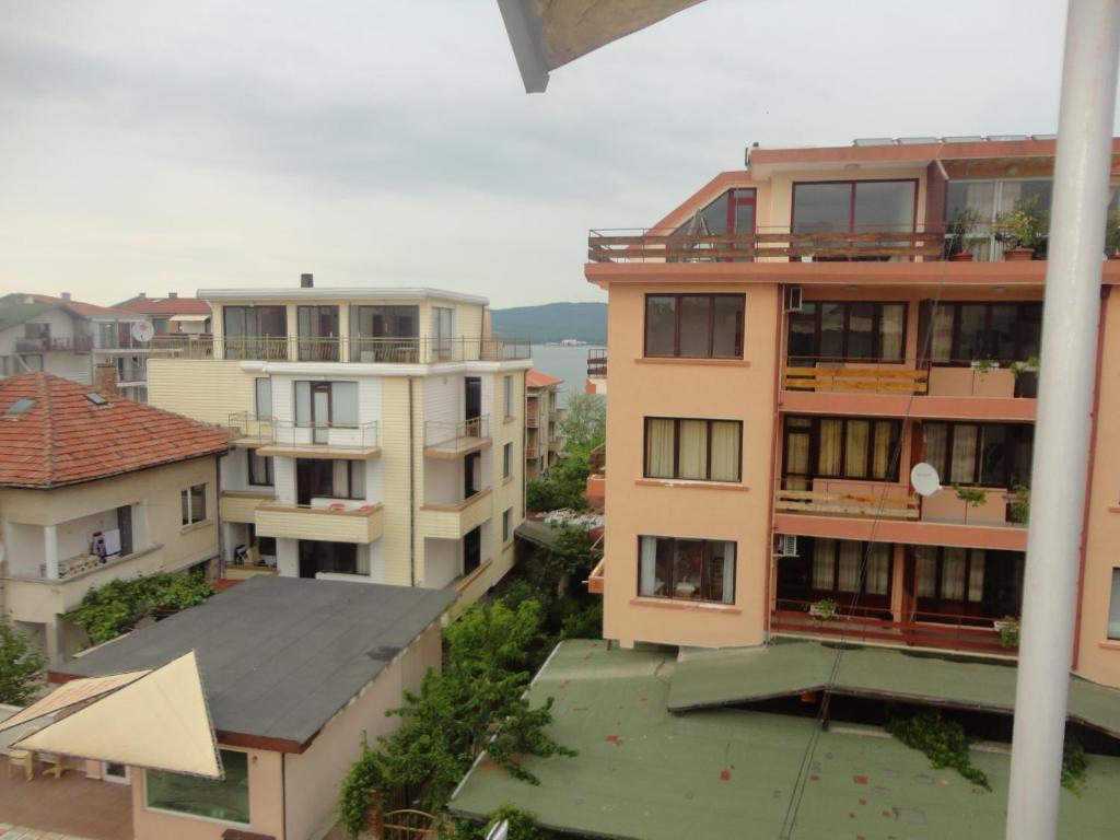 Jelezchevi Guest Rooms Primorsko Exteriér fotografie
